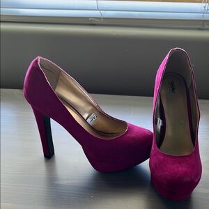 Elegant Fuchsia High Heels